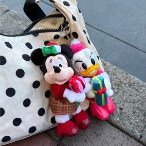 Disney Christmas 2017 Minnie Mouse keychain plush